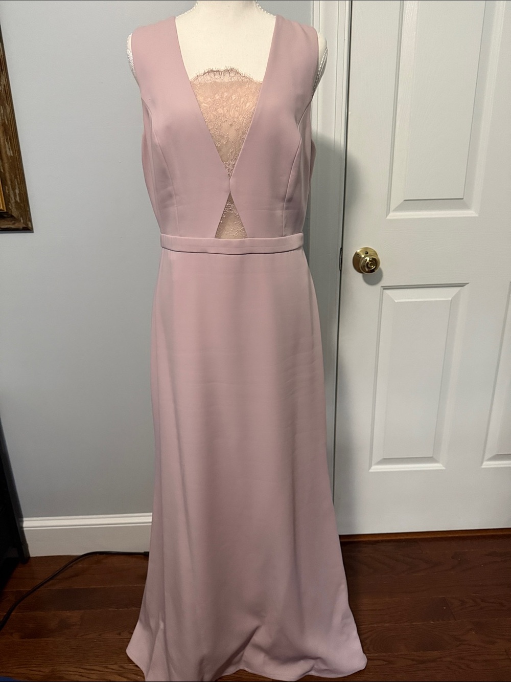 Elegant Lace-Trim Maxi Dress in Blush Pink